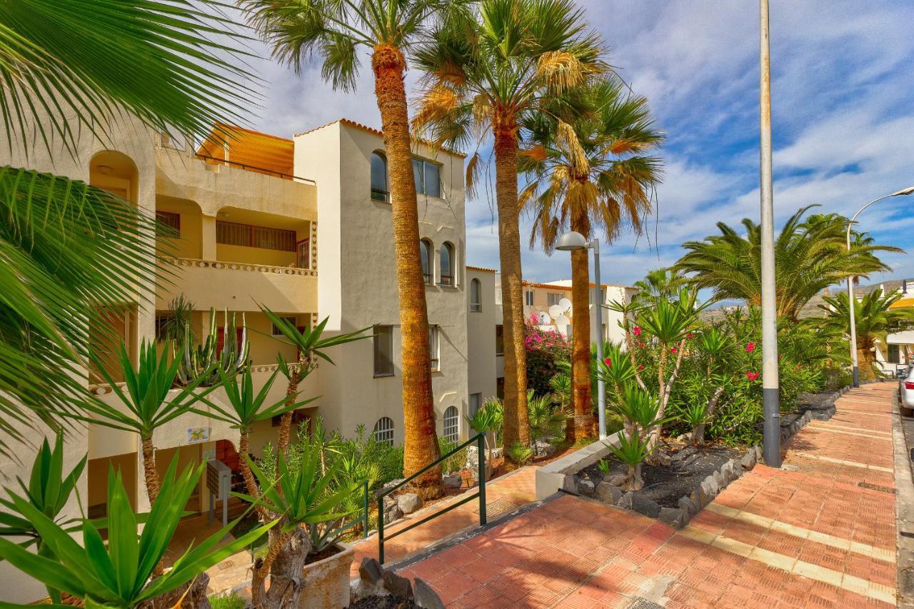 Ocean Loka Apartment Каляо Салвахе Екстериор снимка